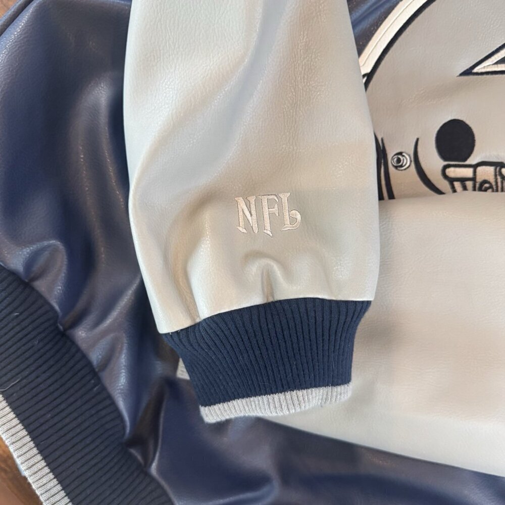 NFL G111 Dallas Cowboys NWOT Blue/white Faux Leather Inner Pockets Jacket M - Picture 10 of 10
